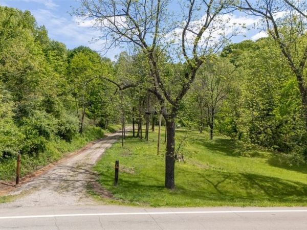 1660 State Route 144 , Coolville, OH 45724