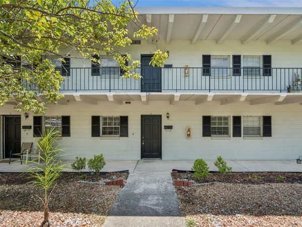 791 LAKE AVENUE, Unit 6, CLERMONT, FL 34711