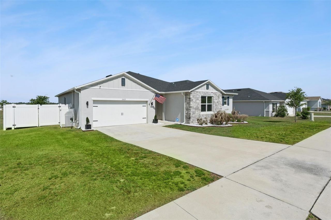 2429 Begonia Street, Mascotte, FL 34753 Photo