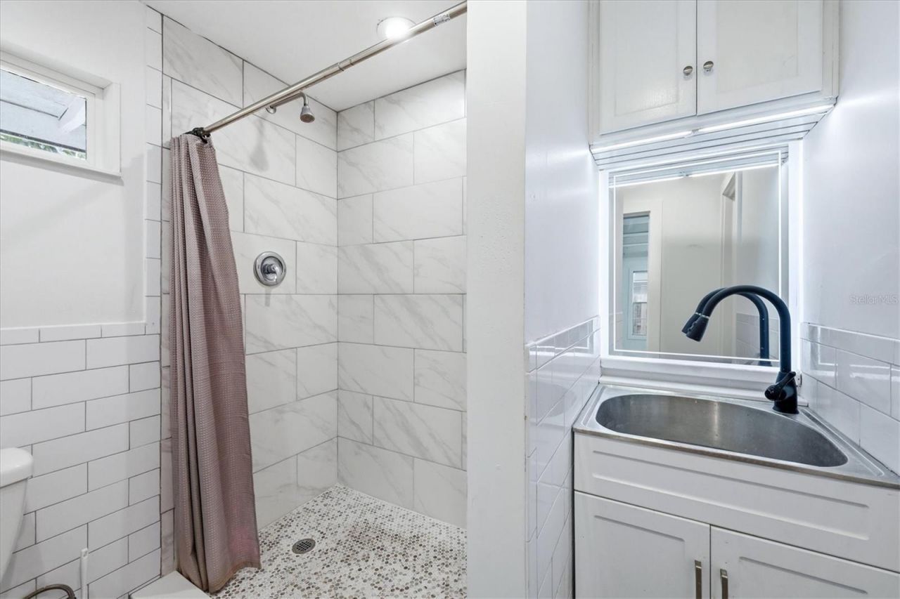 902 37th Street W, Bradenton, FL 34205 Photo