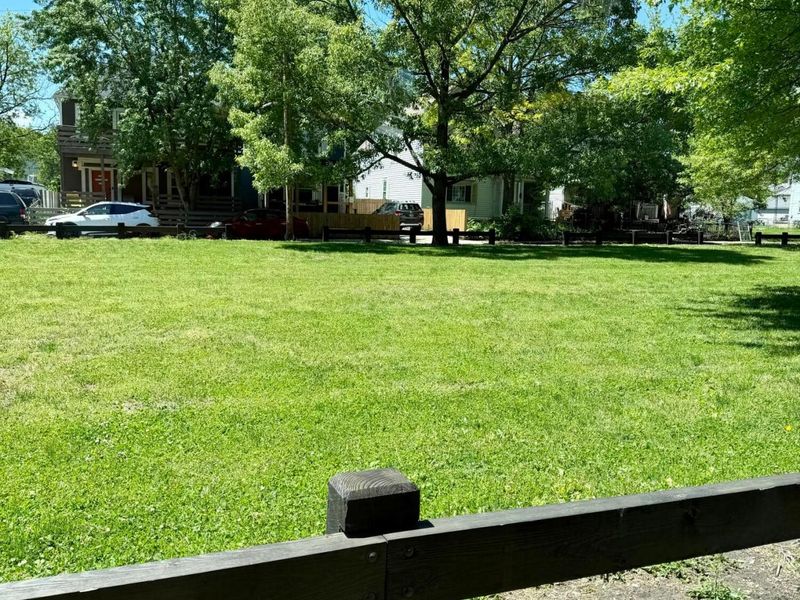 250 W Park Avenue , Columbus, OH 43223 Photo 3