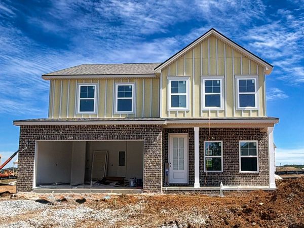 2019 Bennett Creek Dr , Columbia, TN 38401