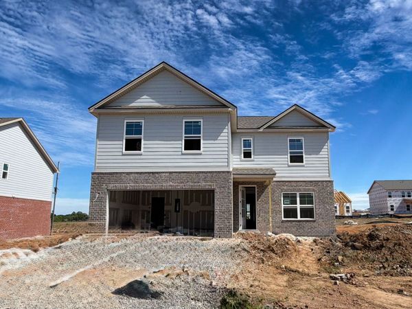 2015 Bennett Creek Dr , Columbia, TN 38401