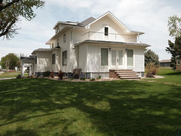 501 Pine Street, Hospers, IA 51238