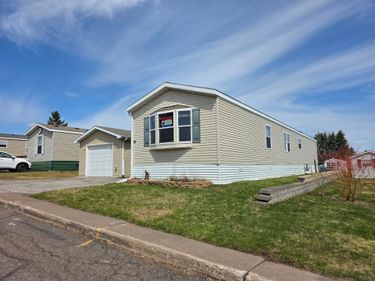 9 Holly Lane, Duluth, MN 55810