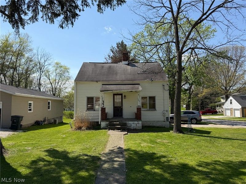 164 N Avon Avenue, Wadsworth, OH 44281 Photo 1