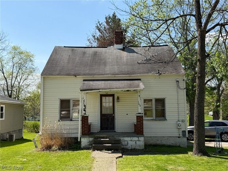 164 N Avon Avenue, Wadsworth, OH 44281 Photo 2