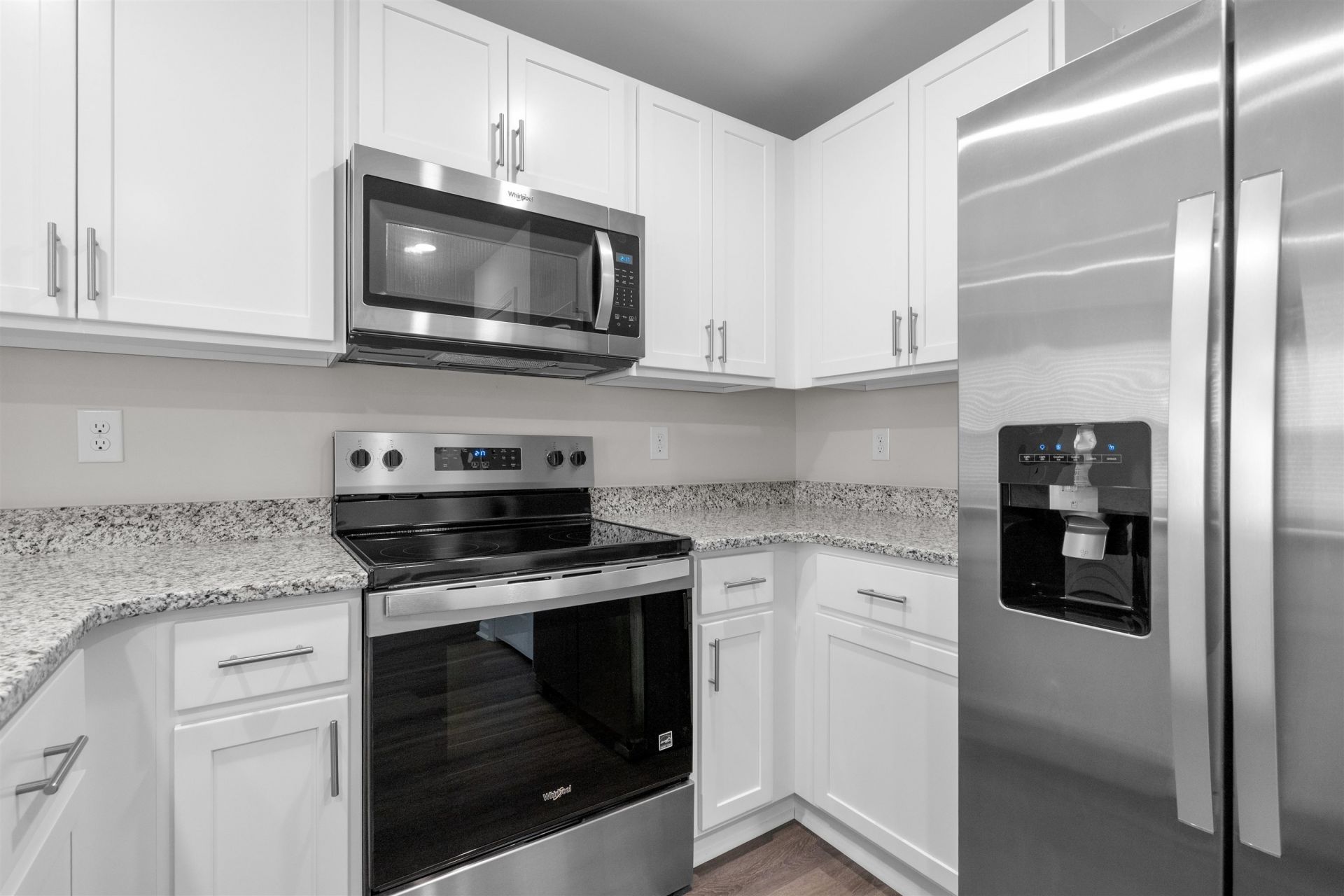 571 Gemstone Blvd  Photo 16