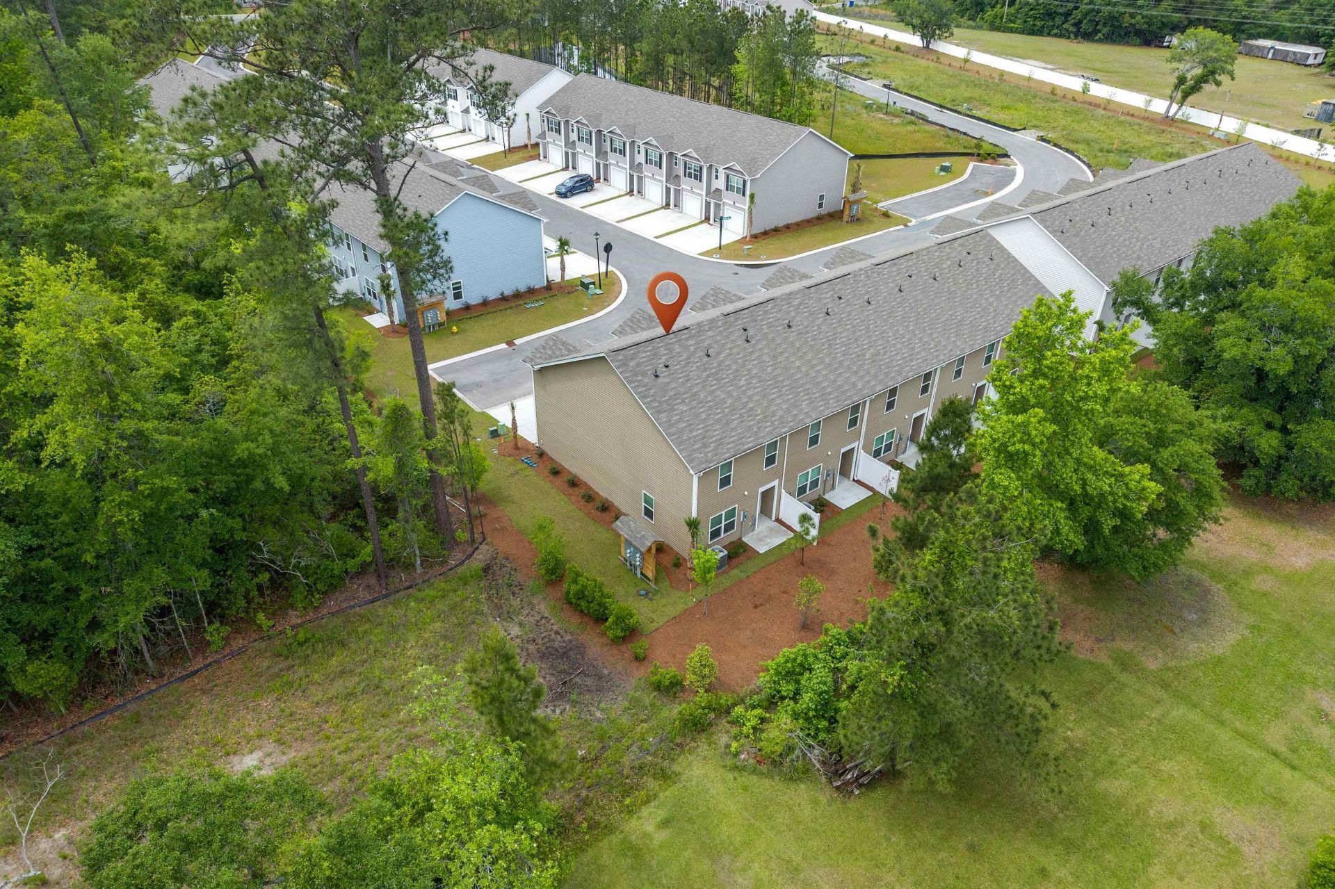571 Gemstone Blvd  Photo 30