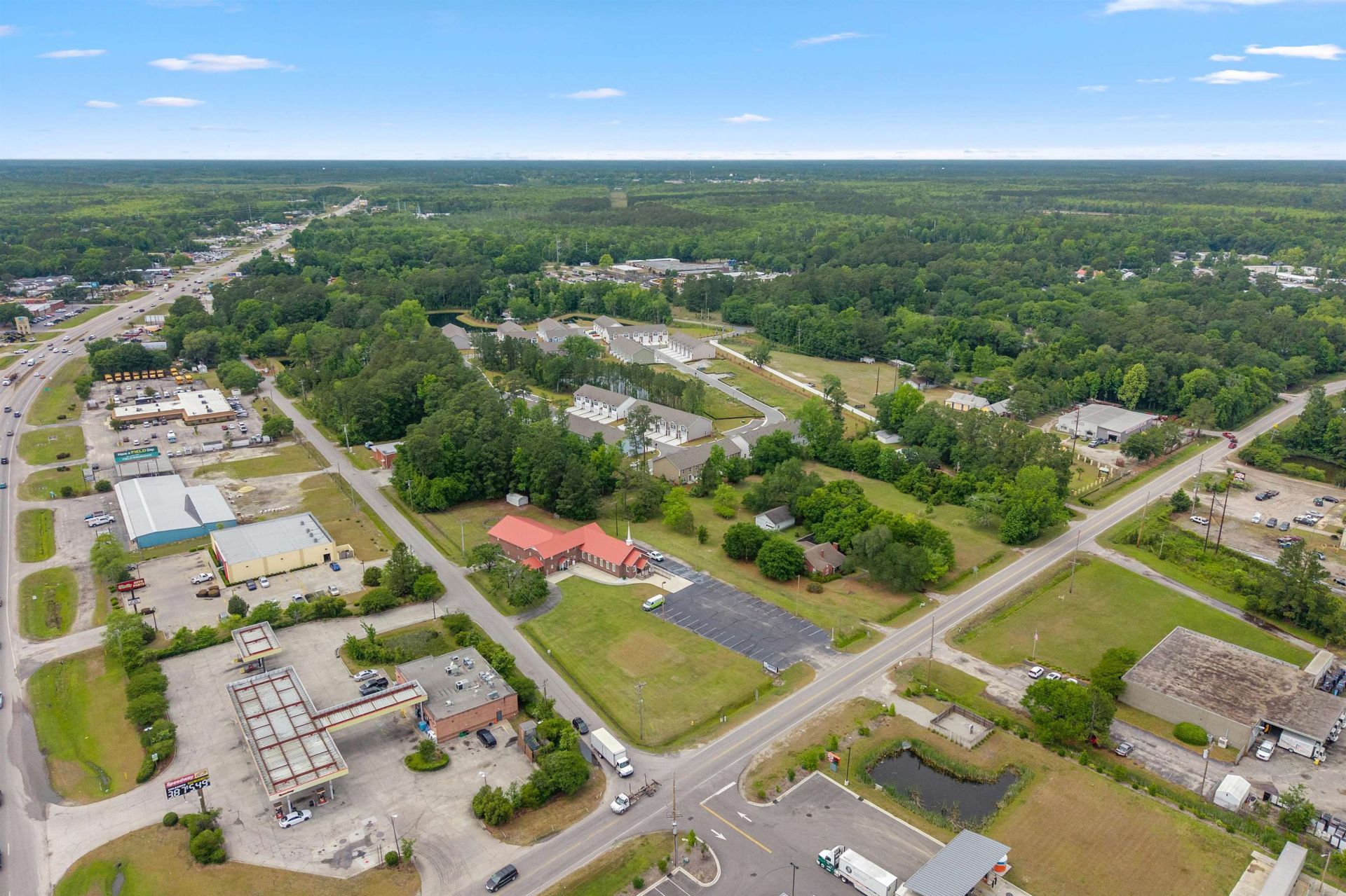571 Gemstone Blvd  Photo 33