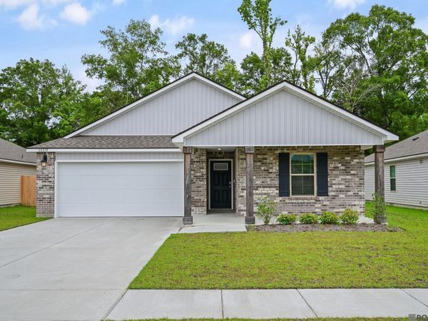 35319 Grovemont Dr, Denham Springs, LA 70706