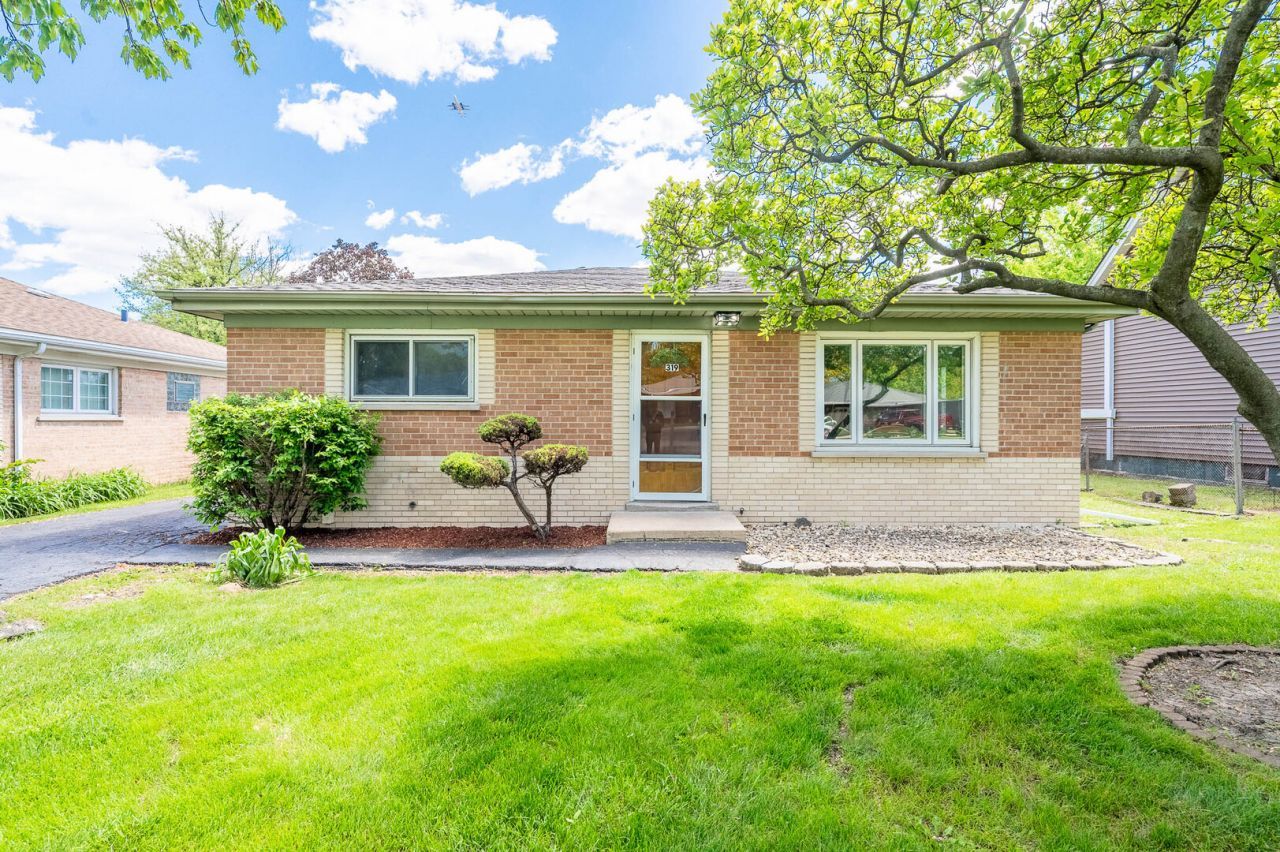 319 Spruce Avenue, Bensenville, IL 60106 Main Photo