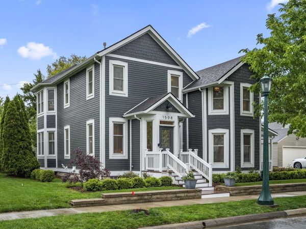 1508 Barrington Road , Columbus, OH 43221