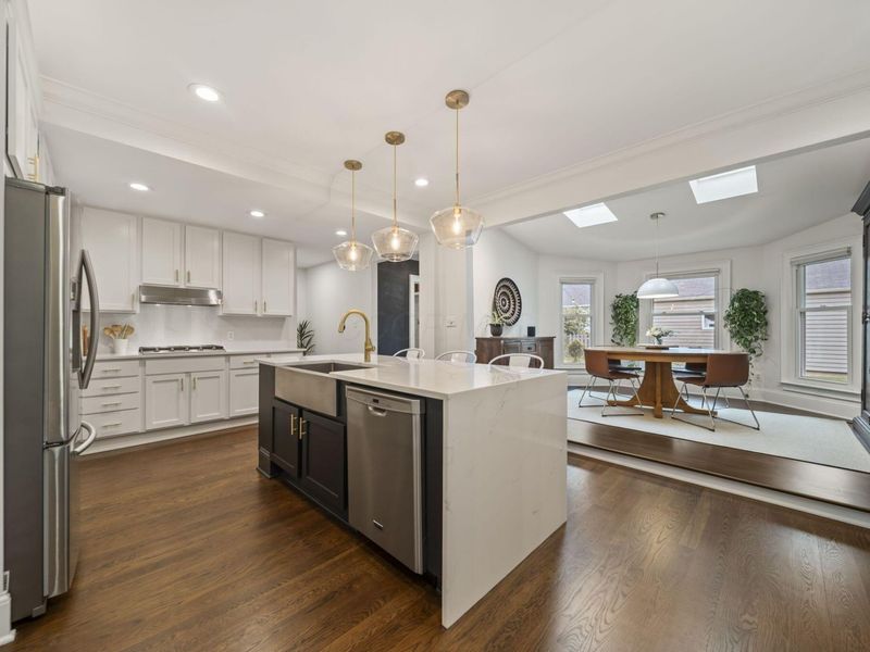 1508 Barrington Road , Columbus, OH 43221 Photo 13
