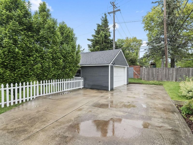 1508 Barrington Road , Columbus, OH 43221 Photo 50