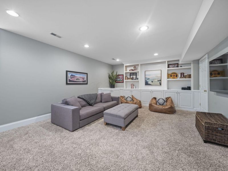 1508 Barrington Road , Columbus, OH 43221 Photo 52