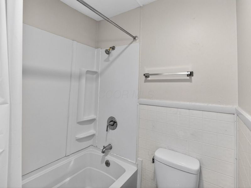 1024-1026 S Kellner Road, Unit 26, Columbus, OH 43209 Photo 12