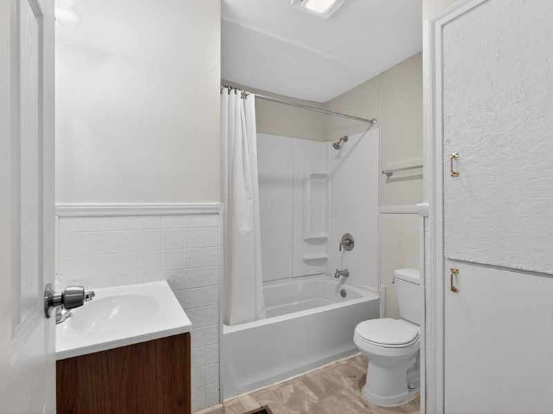 1024-1026 S Kellner Road, Unit 26, Columbus, OH 43209 Photo 14