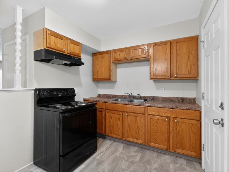 1024-1026 S Kellner Road, Unit 26, Columbus, OH 43209 Photo 9