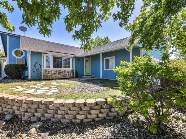 325 Veronica Avenue, Sparks, NV 89436