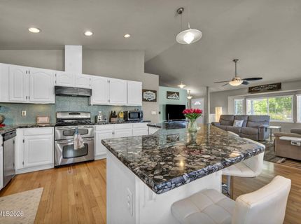 325 Veronica Avenue, Sparks, NV 89436 Photo