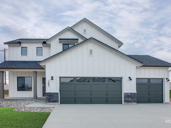 461 Waverly Ave, Middleton, ID 83644