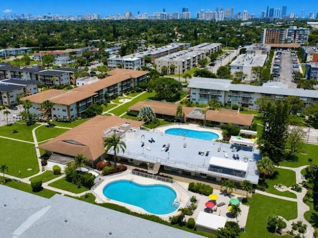 17050 NE 14th Ave , Unit 208, Miami, FL 33162 Photo