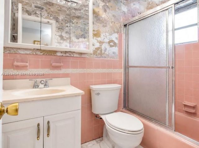 17050 NE 14th Ave , Unit 208, Miami, FL 33162 Photo