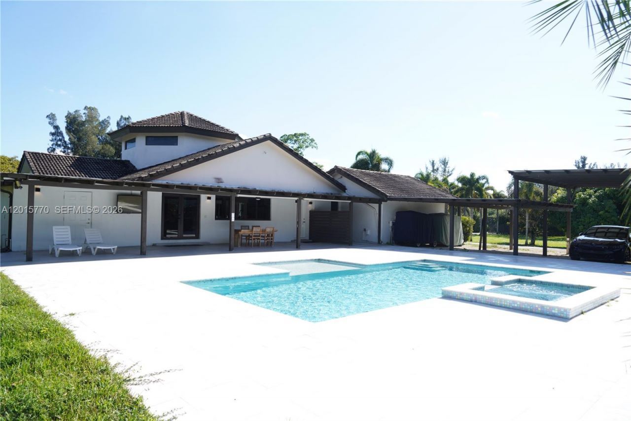 18901 SW 50th St , Southwest Ranches, FL 33332 Photo