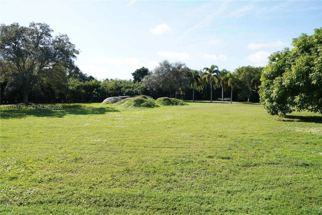 18901 SW 50th St , Southwest Ranches, FL 33332 Photo