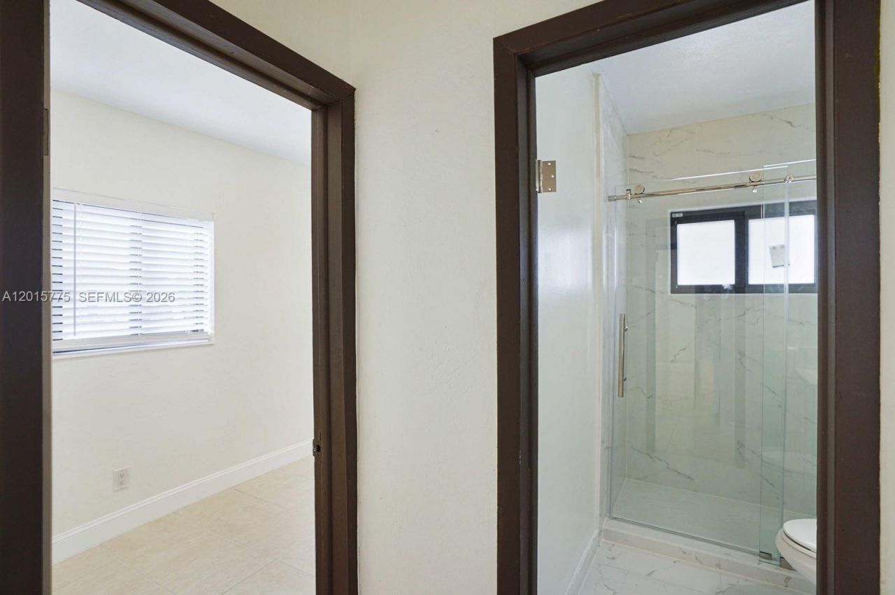 502 NW 7th Ct , Unit 1, Hallandale Beach, FL 33009 Photo