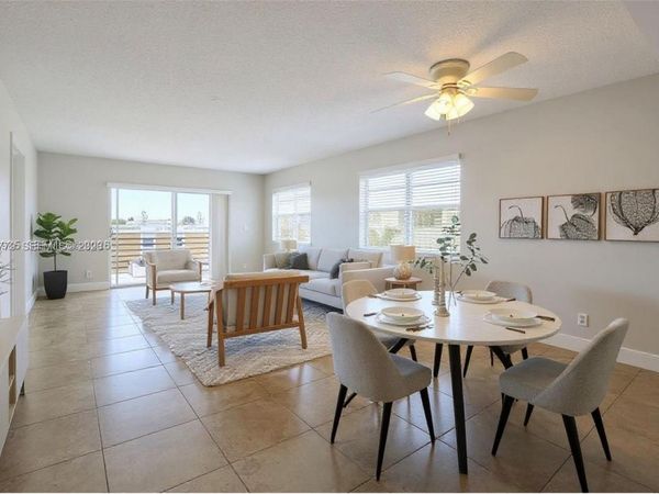 3050 NE 16th Ave , Unit 407, Oakland Park, FL 33334