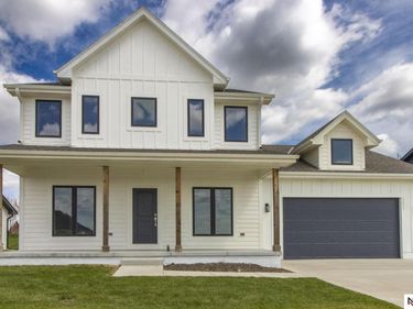 2855 Southern Hills Drive , Blair, NE 68008