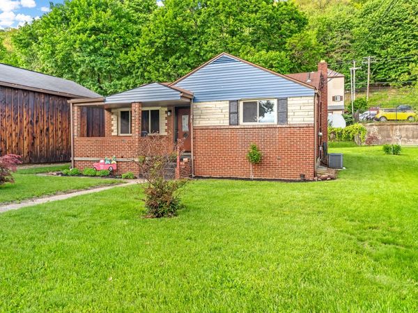 182 BROAD Street, Leetsdale, PA 15056