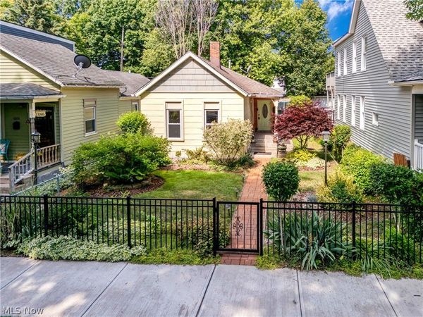 1884 W 47th Street , Cleveland, OH 44102