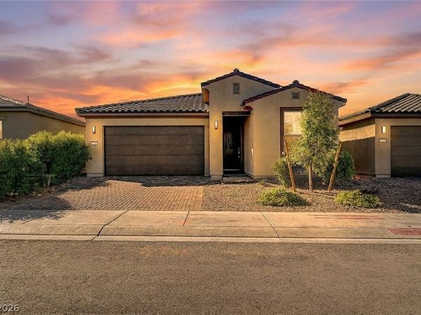 10255 Crimson Currant Street, Las Vegas, NV 89143