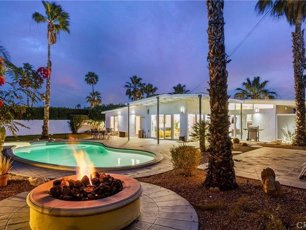 302 E Racquet Club Drive, Palm Springs, CA 92262