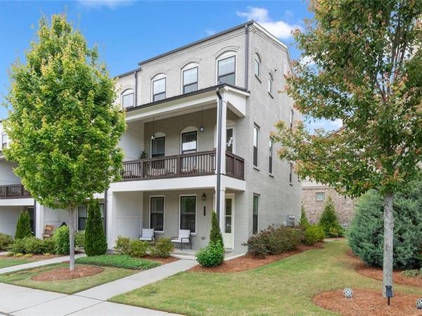 150 Harlow Circle , Roswell, GA 30076