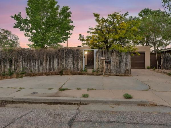 103 Spruce , Santa Fe, NM 87501