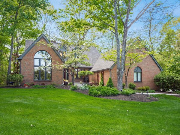 8403 Beeswing Court, Dublin, OH 43017