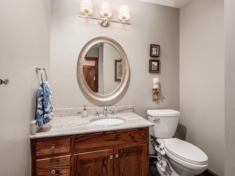 8403 Beeswing Court, Dublin, OH 43017 Photo 6