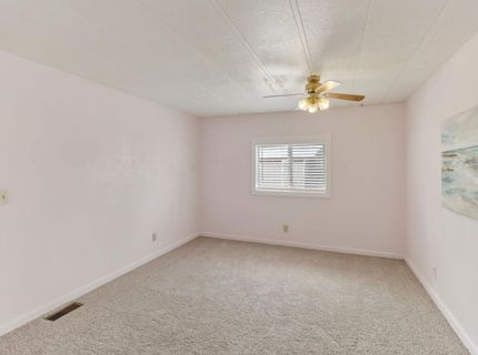 157 Security Ln, Sacramento, CA 95828 Photo