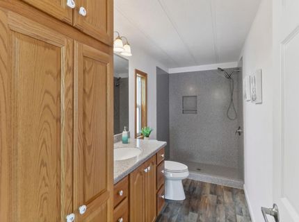 157 Security Ln, Sacramento, CA 95828 Photo