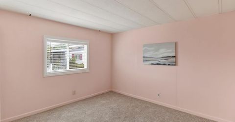 157 Security Ln, Sacramento, CA 95828 Photo
