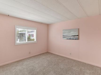 157 Security Ln, Sacramento, CA 95828 Photo