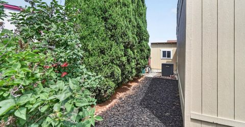157 Security Ln, Sacramento, CA 95828 Photo