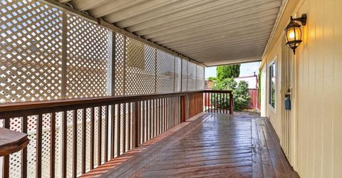 157 Security Ln, Sacramento, CA 95828 Photo