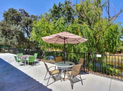 157 Security Ln, Sacramento, CA 95828 Photo