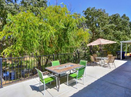 157 Security Ln, Sacramento, CA 95828 Photo