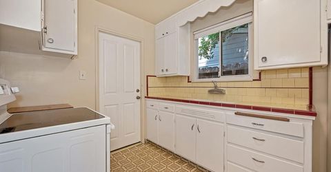 1840 La Jolla Dr, Stockton, CA 95204 Photo
